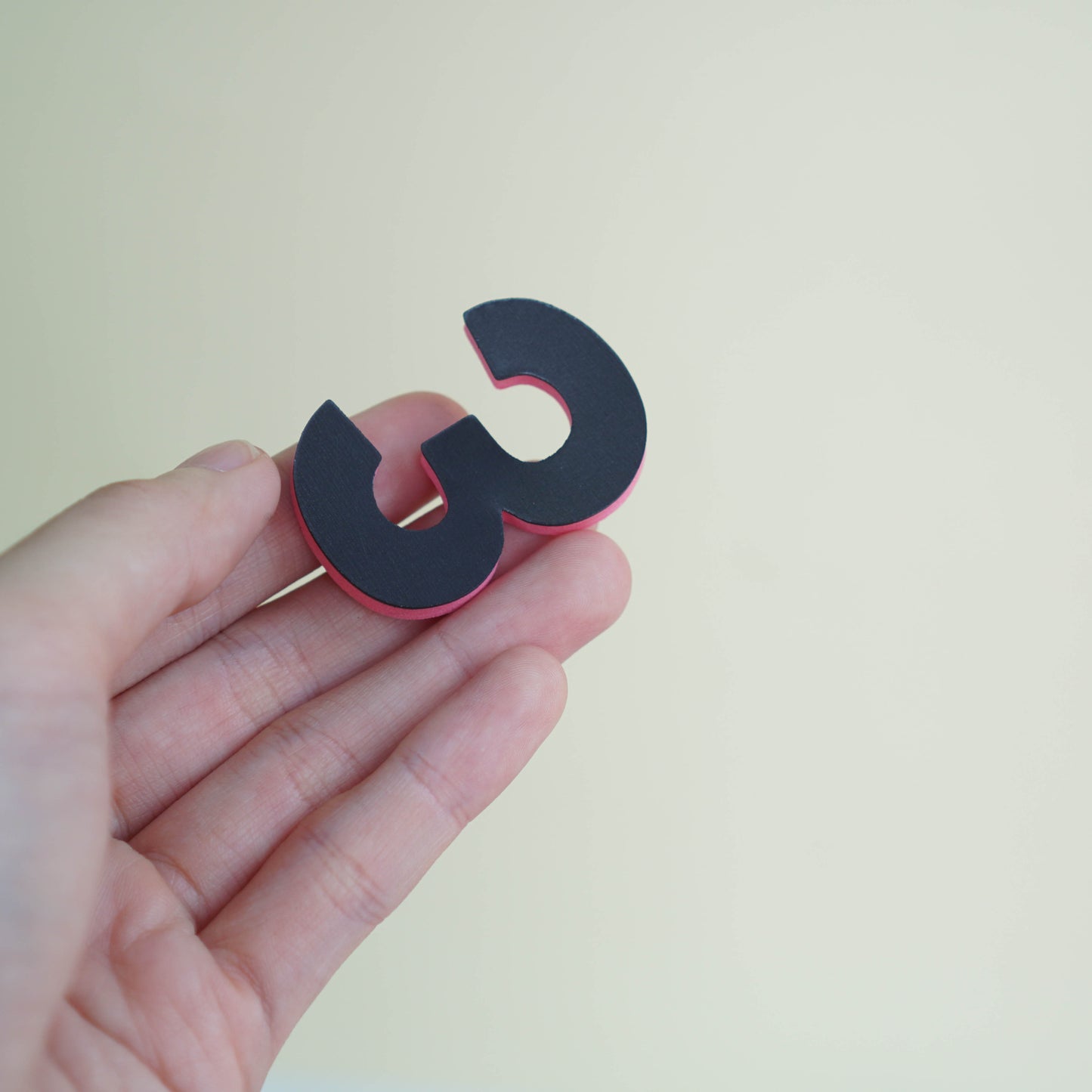 Premium set magnetic play wall for playroom 39"x24" (100cmx60cm) with 165 pcs of letters and shapes